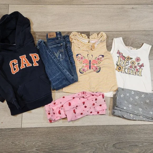 GIrls Size 5 Lot 6 Piece - Picture 1 of 1